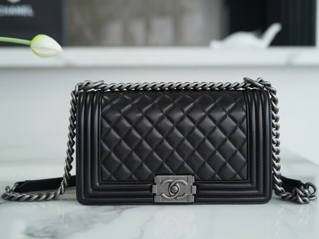 túi chanel boy da cừu khóa kim loại túi chanel boy da cừu khóa kim loại