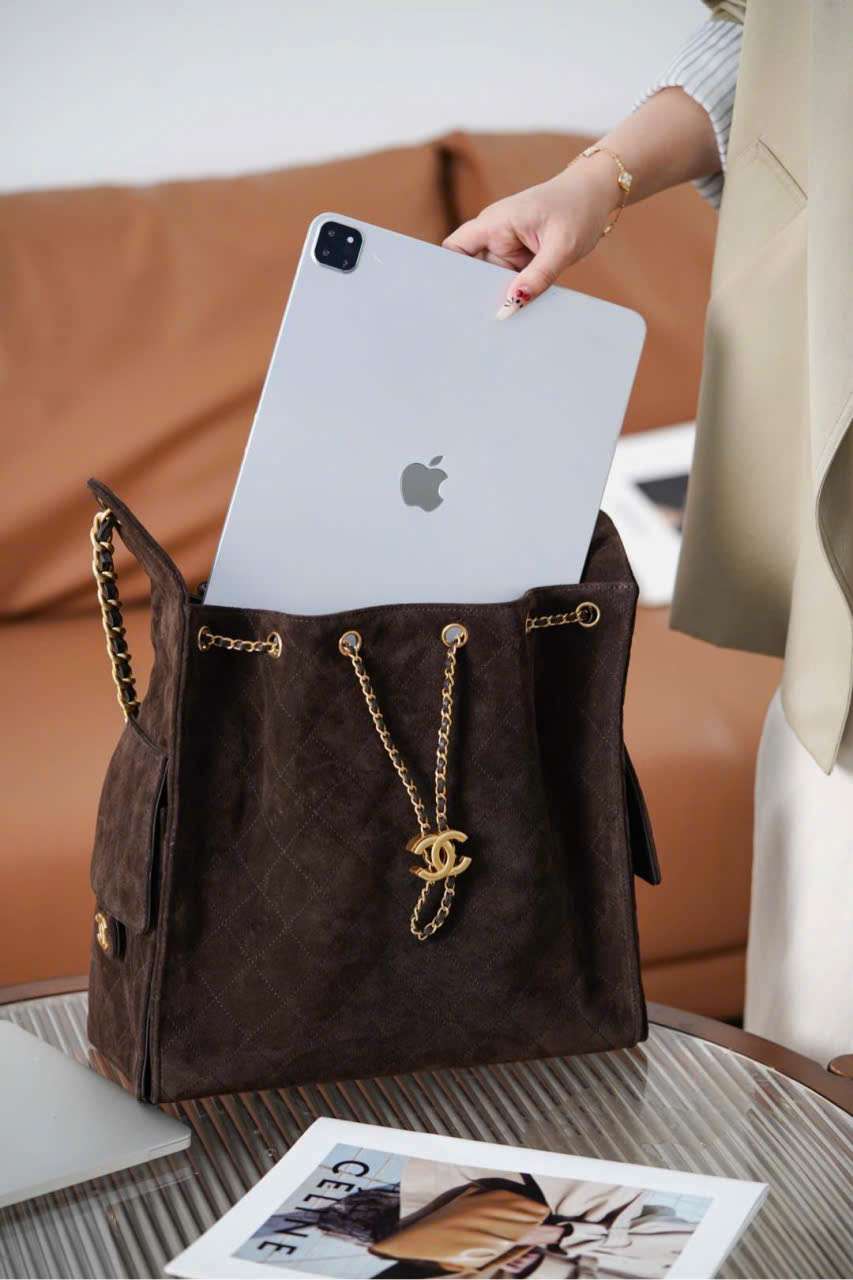 Bên trong túi xách Chanel Hobo 25k màu nâu - TCN0001 Bên trong túi xách Chanel Hobo 25k màu nâu - TCN0001