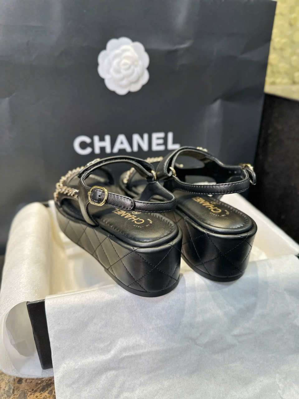 Giày Chanel Đế Dày Xích Logo C Da Thật Tuyển Chọn Giày Chanel Đế Dày Xích Logo C Da Thật Tuyển Chọn
