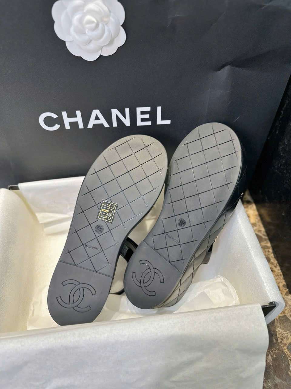 Giày Chanel Đế Dày Xích Logo C Da Thật Tuyển Chọn Giày Chanel Đế Dày Xích Logo C Da Thật Tuyển Chọn