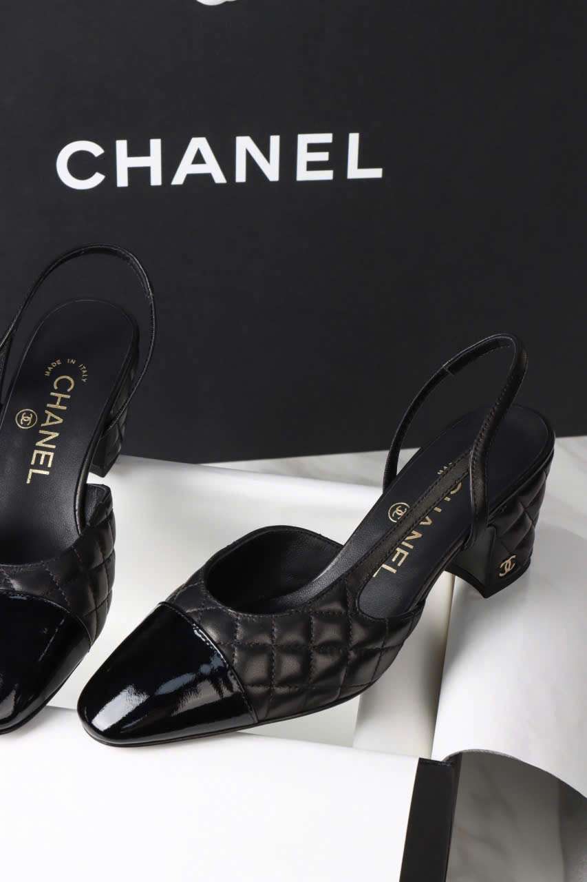 Giày Chanel Slingback Cao Gót Đen Bóng Da Thật VIP Giày Chanel Slingback Cao Gót Đen Bóng Da Thật VIP