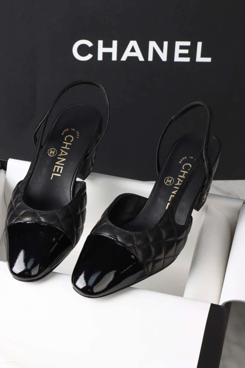 Giày Chanel Slingback Cao Gót Đen Bóng Da Thật VIP Giày Chanel Slingback Cao Gót Đen Bóng Da Thật VIP