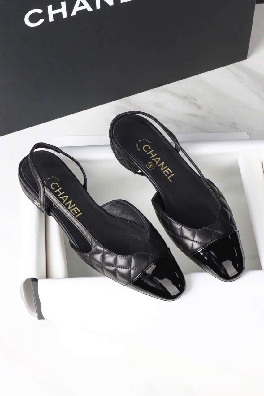 Giày Chanel Slingback Đế Thấp Chần Trám Đen Cao Cấp Giày Chanel Slingback Đế Thấp Chần Trám Đen Cao Cấp