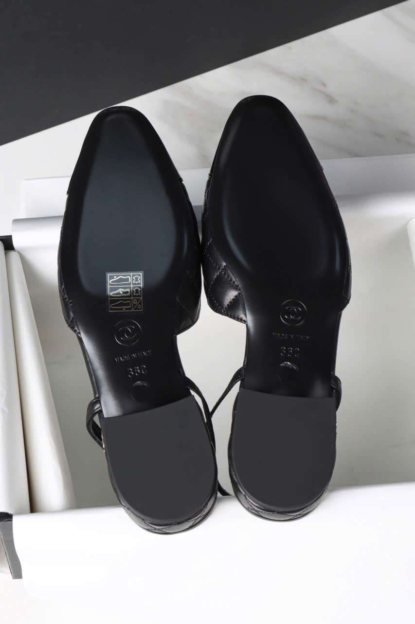Giày Chanel Slingback Hở Gót Đen Da Thật Hà Nội Giày Chanel Slingback Hở Gót Đen Da Thật Hà Nội