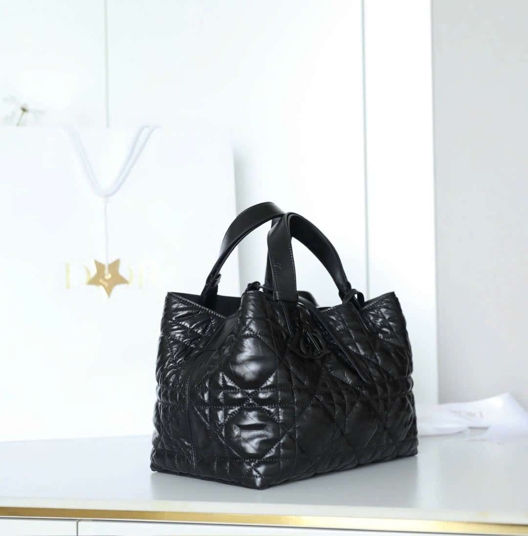 Bên Hông Túi Xách Dior Toujours Dáng Chuẩn Luxury Bên Hông Túi Xách Dior Toujours Dáng Chuẩn Luxury