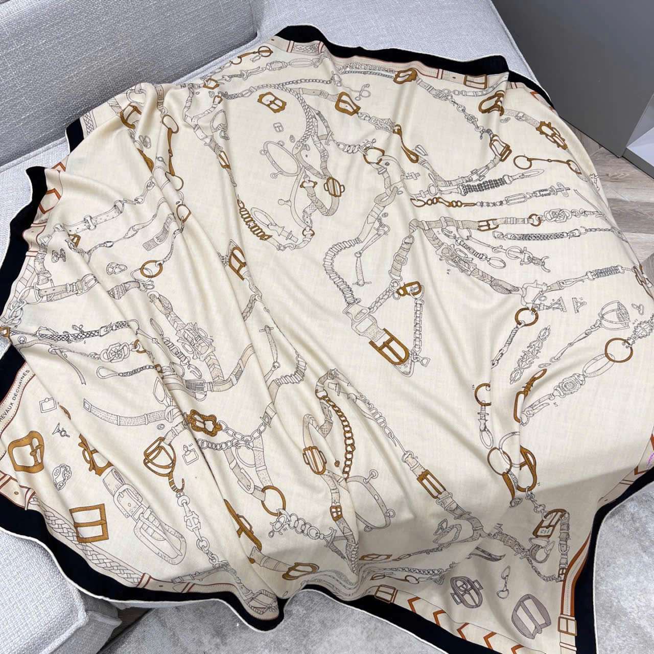 khăn choàng lụa Hm cao cấp khăn choàng lụa Hm cao cấp