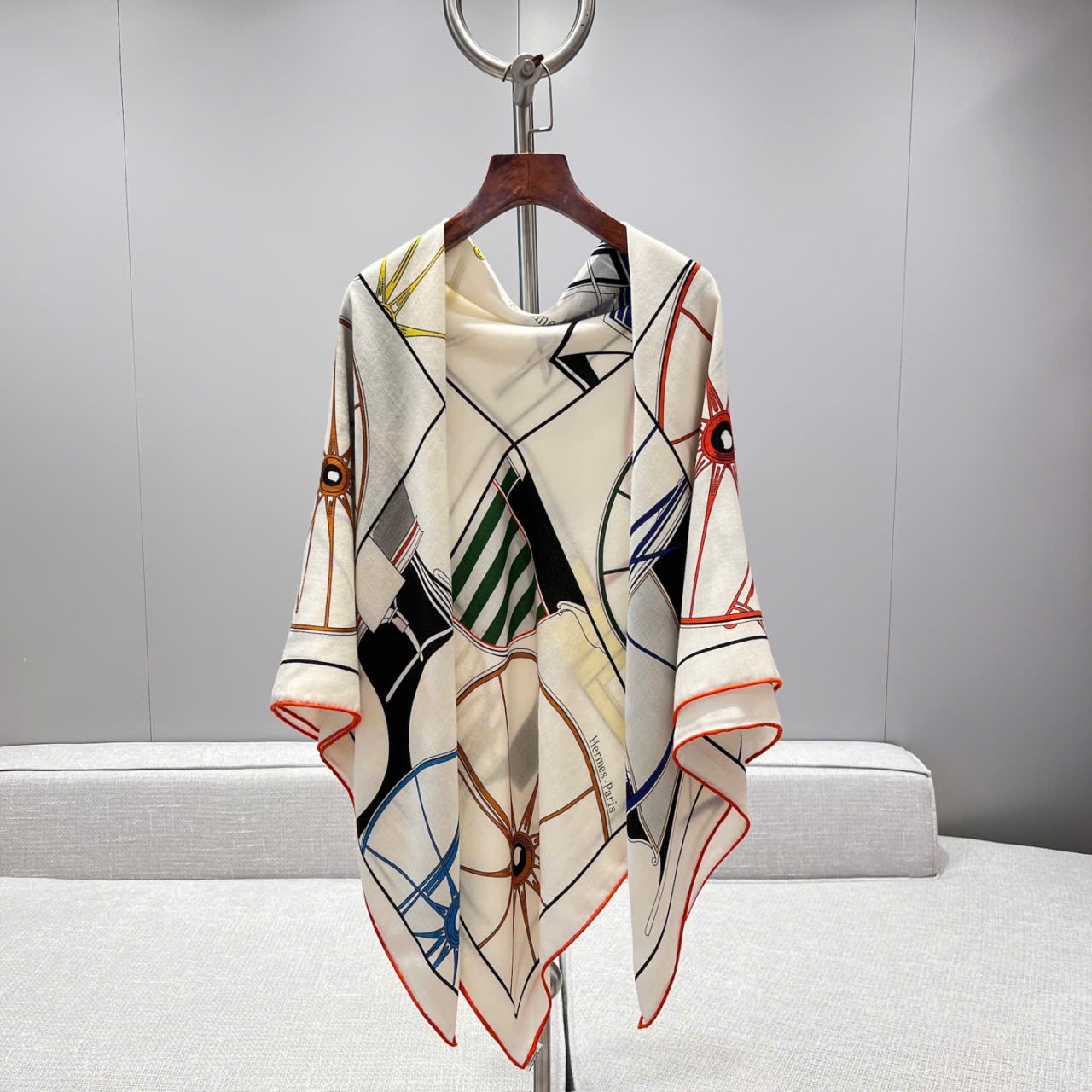 khăn choàng silk Hermes mềm mại cao cấp vip khăn choàng silk Hermes mềm mại cao cấp vip