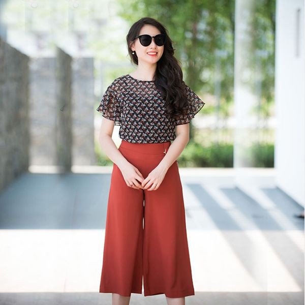 Quần màu đỏ tuytsy Hàn