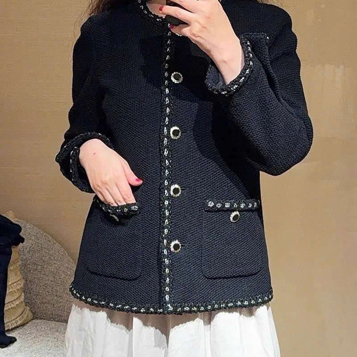 Áo Khoác Tweed Chanel Màu Đen Sang Trọng Dành Cho Phái Đẹp