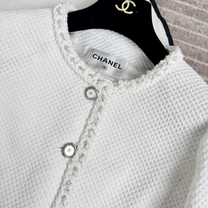 Áo Khoác Tweed Chanel Màu Trắng Cao Cấp Thanh Lịch Phong Cách Paris