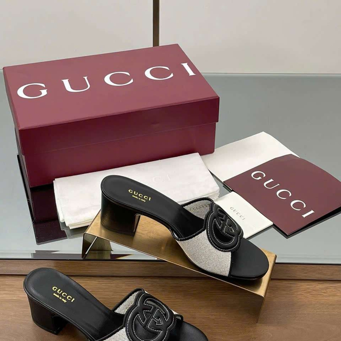 Dép Gucci Da Phối Canvas Tại Shop Tphcm Mang Nhiều Không Đau Chân
