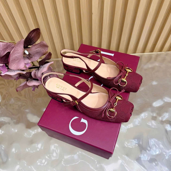 Dép Sandal Gucci Đế Thấp Hợp Đi Làm Đi Chơi