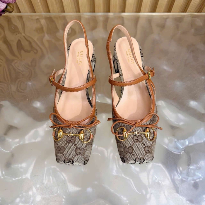 Dép Sandal Gucci Đế Thấp Hợp Đi Làm Đi Chơi