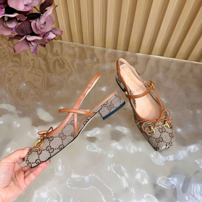 Dép Sandal Gucci Đế Thấp Hợp Đi Làm Đi Chơi
