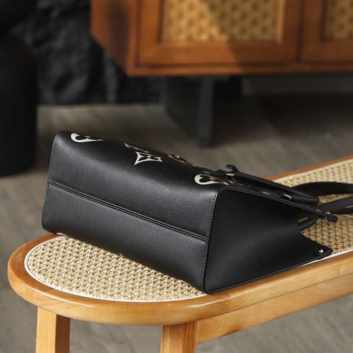 Túi Louis Vuitton Onthego Màu Đen Size 35 Dùng Cho Chuyến Đi Dài