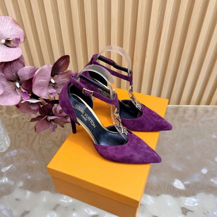 Giày Cao Gót Louis Vuitton Mũi Nhọn Da Lộn Like Auth Thanh Lịch