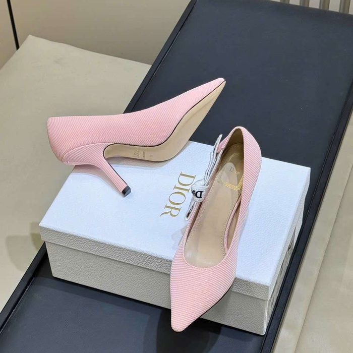 Các Mẫu Giày Jadior Màu Hồng Vip Mới Nhất Năm Nay Dễ Phối Đồ Nữ