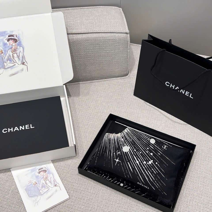 Khăn Choàng Chanel Cashmere Luxury Phong Cách Thời Thượng Cho Phái Đẹp