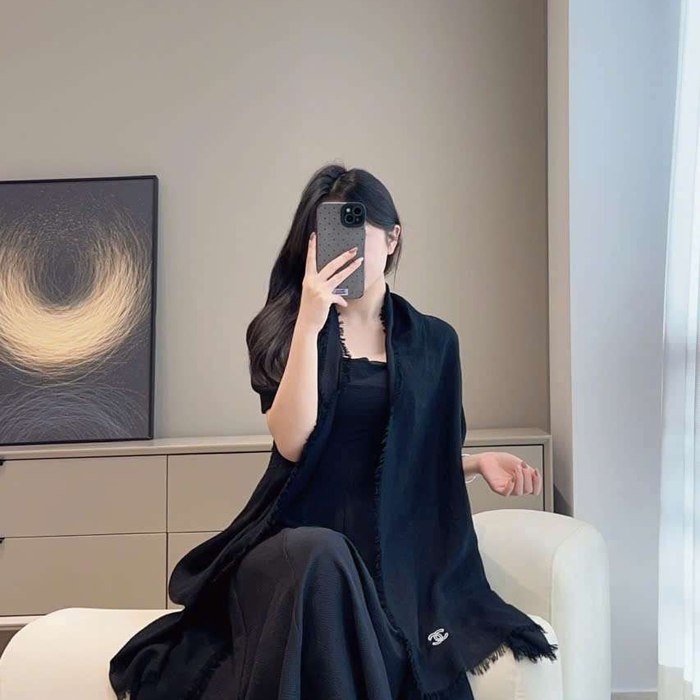  Khăn Choàng Chanel 100% Cashmere VIP 1:1 Làm Quà Tặng Cho Phái Đẹp  
