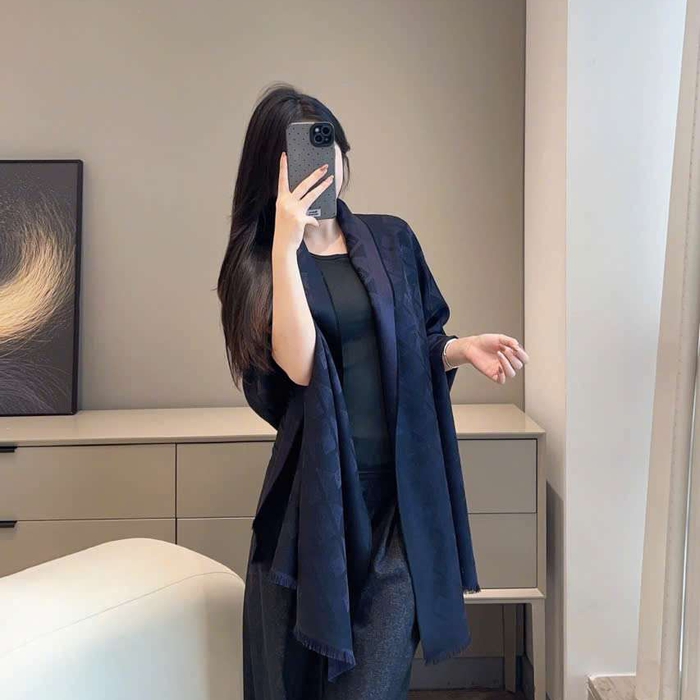 Khăn Choàng Chanel Lụa Cashmere Cao Cấp Sang Trọng Hợp Mùa Thu Đông