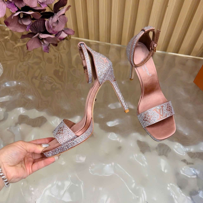 Shop Giày Sandal LV Đính Đá Siêu Cấp Tại Cần Thơ Tôn Dáng Khi Đi Tiệc