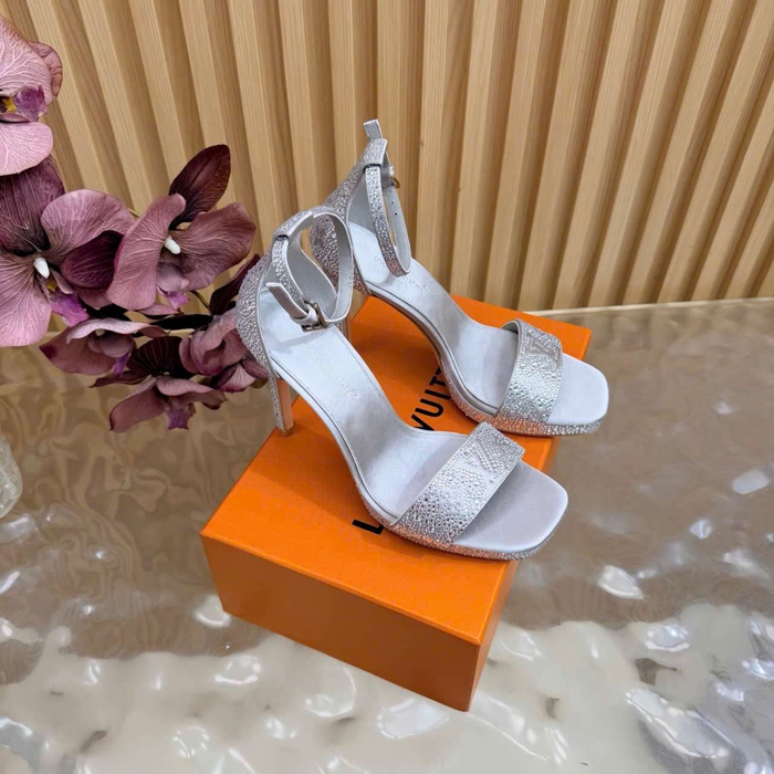 Shop Giày Sandal LV Đính Đá Siêu Cấp Tại Cần Thơ Tôn Dáng Khi Đi Tiệc