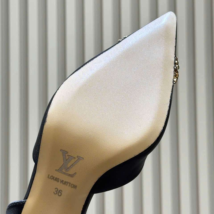 Shop Giày Sandal LV Chất Liệu Satin Đính Đá Siêu Cấp VIP Tại Hải Dương