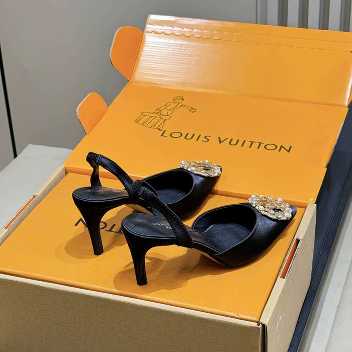 Shop Giày Sandal LV Chất Liệu Satin Đính Đá Siêu Cấp VIP Tại Hải Dương