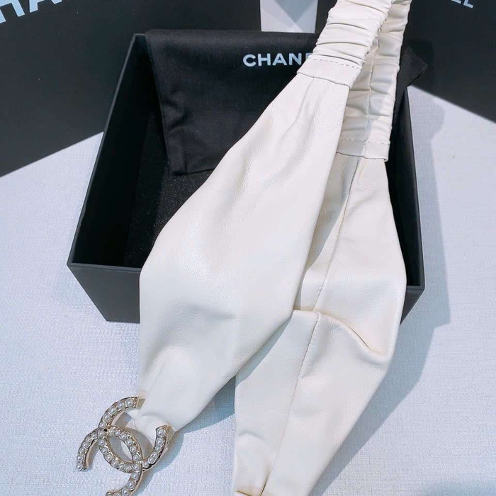 Thắt Lưng Chanel Cao Cấp Da Cừu Khóa Đính Ngọc Trai Sang Trọng