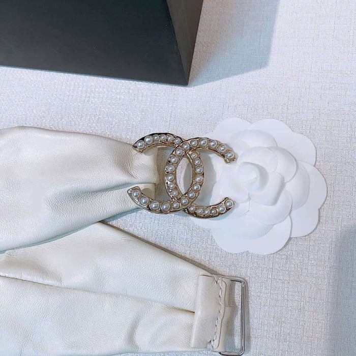 Thắt Lưng Chanel Cao Cấp Da Cừu Khóa Đính Ngọc Trai Sang Trọng