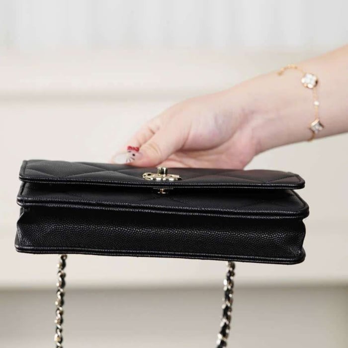 Túi Chanel Woc 25k Da Bê Size 19cm Tiện Dụng Năng Động