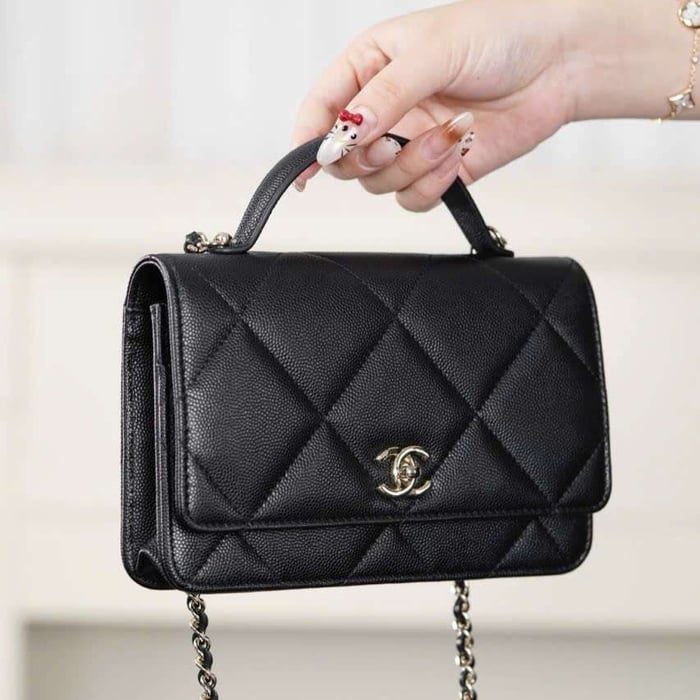 Túi Chanel Woc 25k Da Bê Size 19cm Tiện Dụng Năng Động