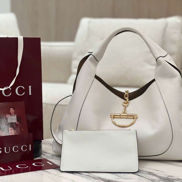 Chọn Túi Xách Gucci Softbit Da Bò Phù Hợp Người Trẻ Năng Động