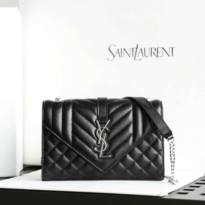 Túi Ysl Envelope Luxury Da Bê Màu Trắng Dùng Khi Đi Chơi