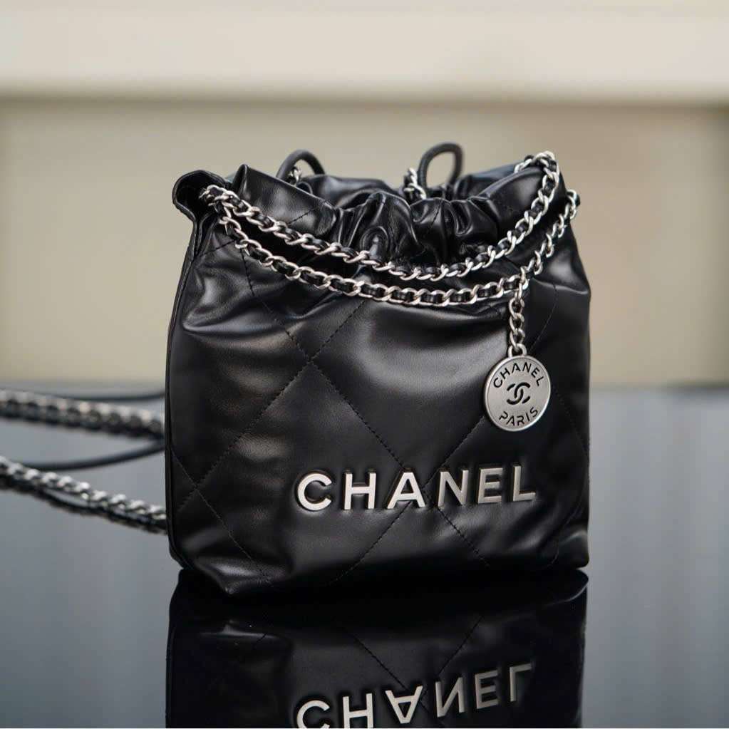 túi chanel 22 da mềm dây xích bạc túi chanel 22 da mềm dây xích bạc