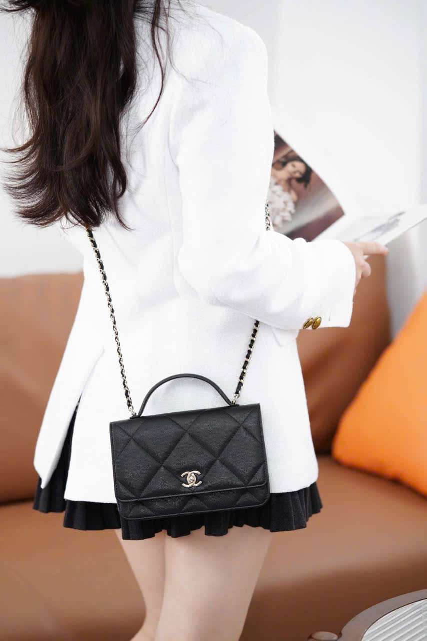 Túi Chanel Woc 25k Da Bê Size 19cm đeo thực tế năng động Túi Chanel Woc 25k Da Bê Size 19cm đeo thực tế năng động