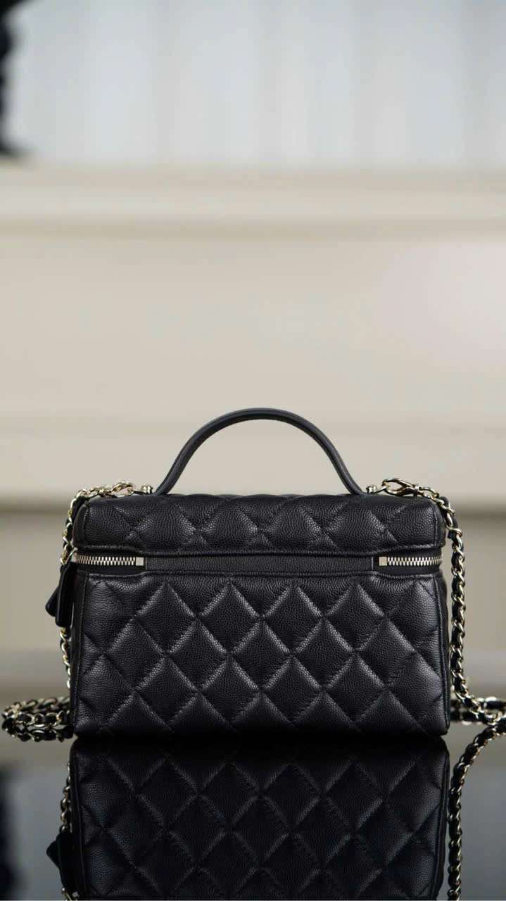 tui-xach-chanel-25c-size-19cm-phia-sau-da-be-san-giu-form tui-xach-chanel-25c-size-19cm-phia-sau-da-be-san-giu-form