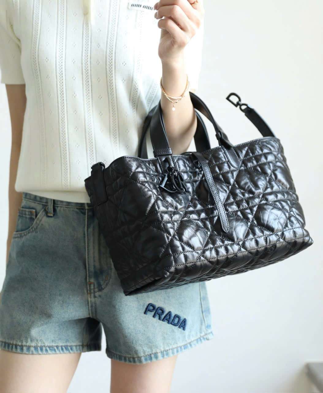 Mặt Sau Túi Xách Dior Toujours Da Bò Tuyển Chọn Mặt Sau Túi Xách Dior Toujours Da Bò Tuyển Chọn