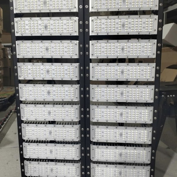[Philips Inside] Đèn Pha LED Modules Chiếu Sáng Sân Vận Động Bóng Đá Thi Đấu Ngoài Trời Citilight CTL160M 1000W LED1500/CW 220-240V 150000LM