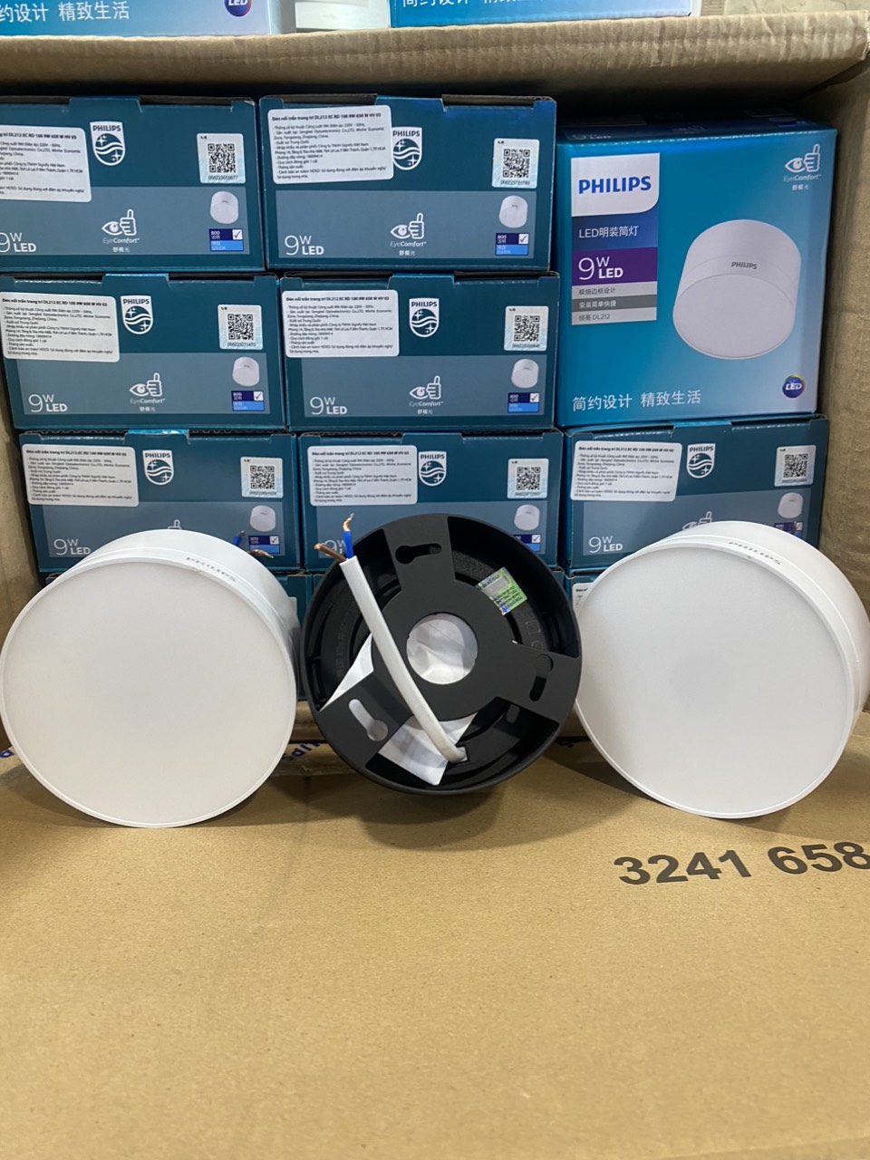 Hình ảnh sản phẩm bóng đèn LED ống bơ Philips DL212 Hình ảnh sản phẩm bóng đèn LED ống bơ Philips DL212