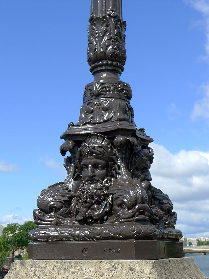 Thiết kế chân đèn đường độc đáo tại Paris Thiết kế chân đèn đường độc đáo tại Paris