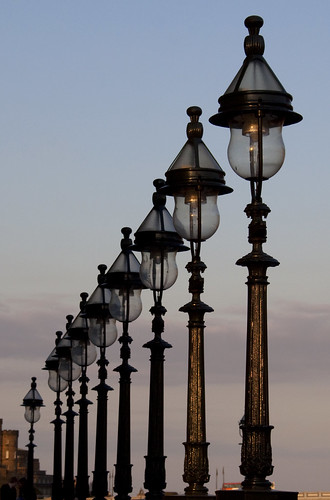 Đèn đường dùng bóng dây tóc Đèn đường dùng bóng dây tóc