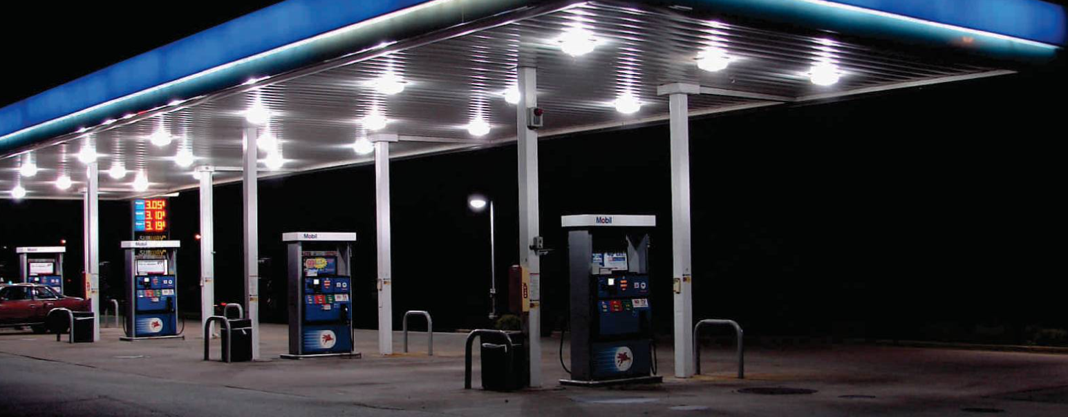 Ứng dụng của đèn chống cháy nổ trong một trạm xăng Ứng dụng của đèn chống cháy nổ trong một trạm xăng