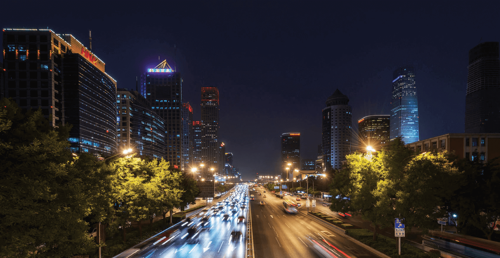 ứng dụng Đèn đường Philips Led Street and Road Lighting SmartBright BRP 13x series chiếu sáng đường phố ngoài trời ứng dụng Đèn đường Philips Led Street and Road Lighting SmartBright BRP 13x series chiếu sáng đường phố ngoài trời