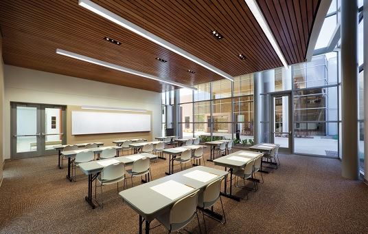 Bộ máng đèn huỳnh quang TMS 008 Philips mang đến ánh sáng ổn định duy trì sự minh mẫn sau nhiều giờ làm học tập. Bộ máng đèn huỳnh quang TMS 008 Philips mang đến ánh sáng ổn định duy trì sự minh mẫn sau nhiều giờ làm học tập.