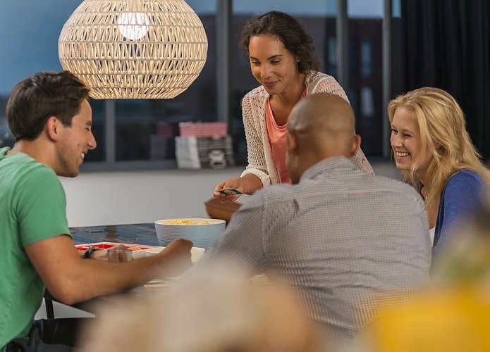 Bóng đèn LED Globe Philips 9.5W-70W G93 E27 WW 230V APR Bóng đèn LED Globe Philips 9.5W-70W G93 E27 WW 230V APR