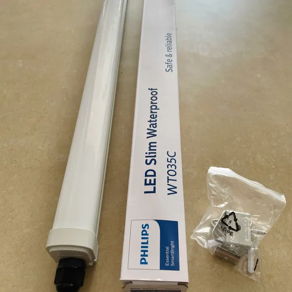 Khám phá một kỷ nguyên ánh sáng mới, nơi Bộ máng đèn LED chống thấm Waterproof Philips Ess SmartBright WP Batten WT035C 30W kiến tạo không gian sống và làm việc đẳng cấp của bạn. Nâng tầm trải nghiệm ngay!