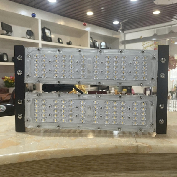 [Philips Inside] Đèn Pha LED Modules Chiếu Sáng Công Trường Xây Dựng Citilight CTL152M 100W LED150/CW 220-240V 15000LM