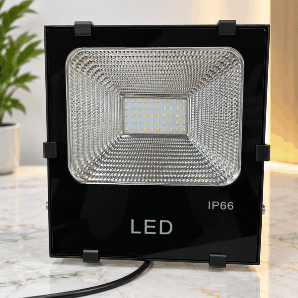 [PHILIPS INSIDE] Đèn Pha LED Floodlight Chiếu Sáng Mặt Tiền Tòa Nhà CITILIGHT CTL102F 100W LED150/NW 220-240V 15000LM