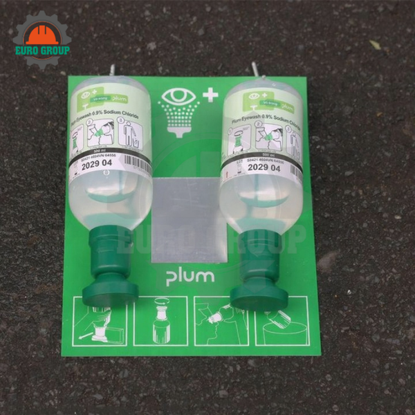 Bộ Chai Dung Dịch Rửa Mắt PLUM 4694 2 Chai 500ml
